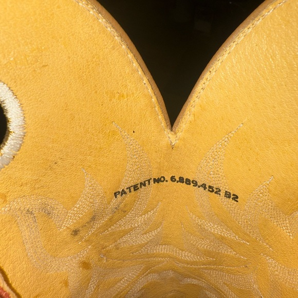 Justin Boots - Tan and Red Western Boots - Picture 5 of 7